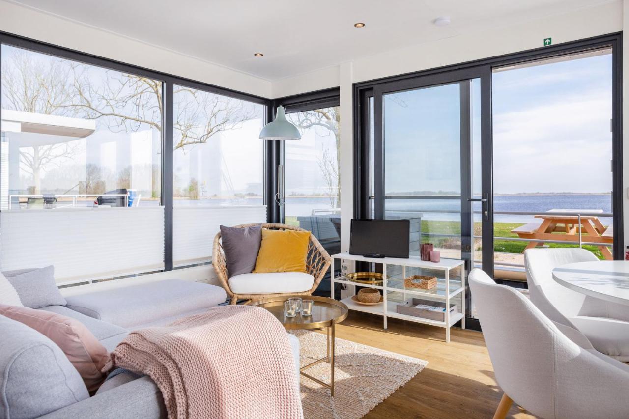 Welcome In - Houseboat Agua Dolce Met Tuin, Paviljoenwei 4, Sneek - Offingawier Exterior photo